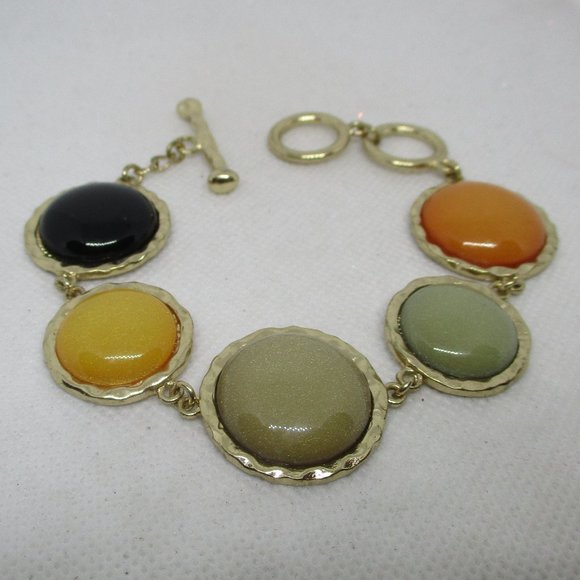 Sparkle Lucite Cabochon Bracelet - Picture 7 of 10